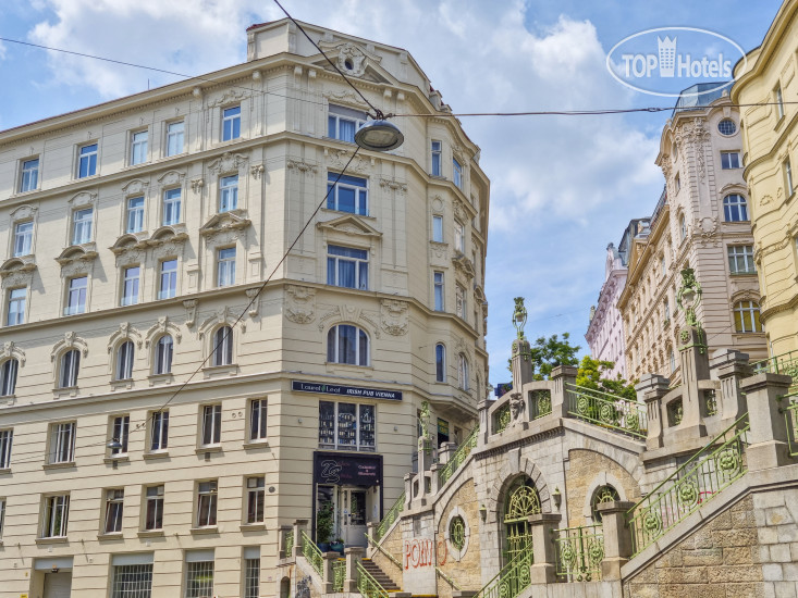 Hotelier's photos Pension Mozart 3*