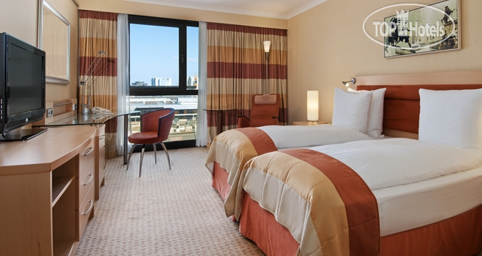 New photos from tourists Hilton Vienna 5*