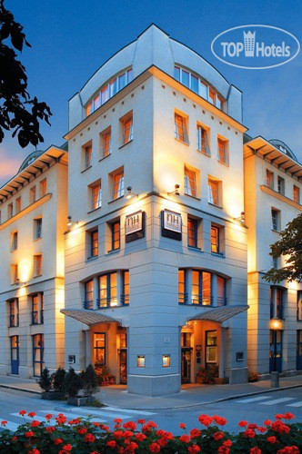 Hotel photo NH Salzburg City 4*