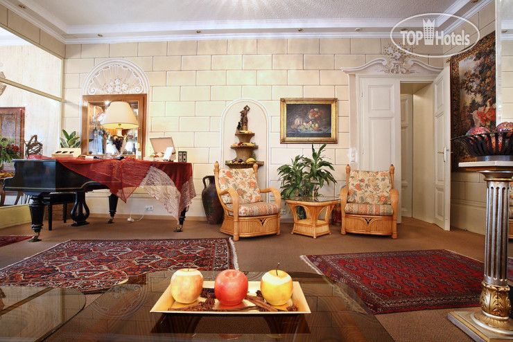 New photos from tourists Schlosshotel Oth 4*
