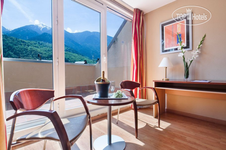 New photos from tourists Andorra Center 4*