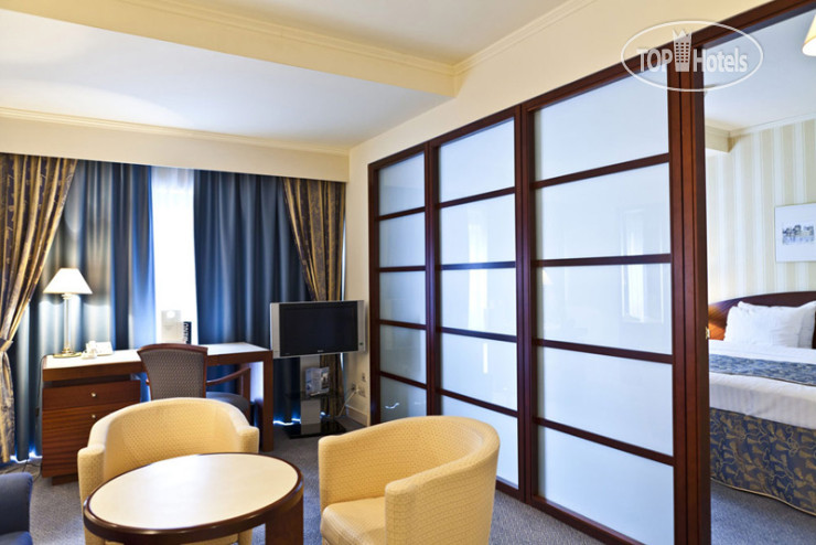 New photos from tourists Le Chatelain 5*