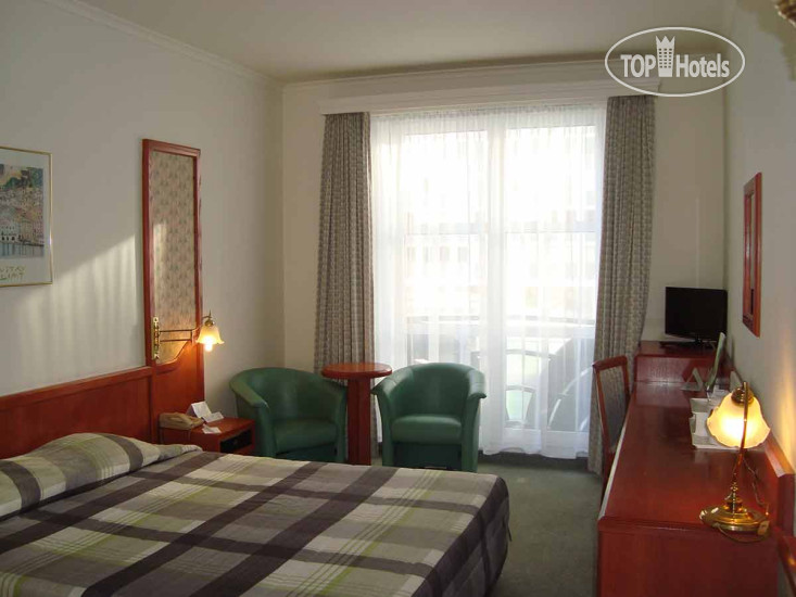 Hotel photo Le Dome 4*