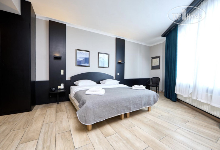 New photos from tourists Chao Chow Palace 3*