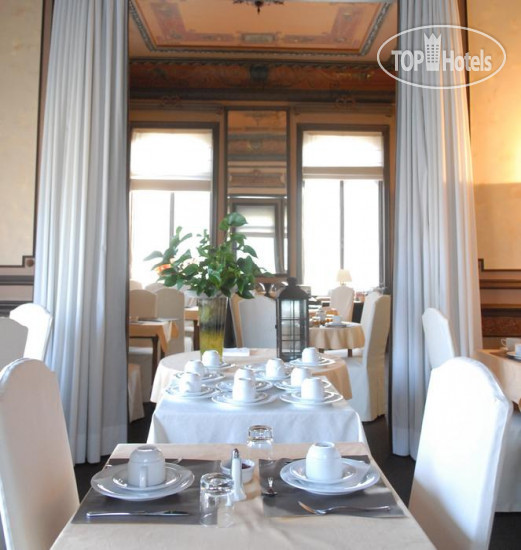 Hotel photo The Golden Tree Hotel 3*