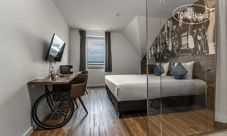 Hotelier's photos Velotel 4*