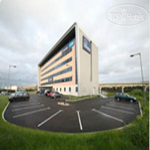 New photos from tourists Travelodge London City Airport 3*