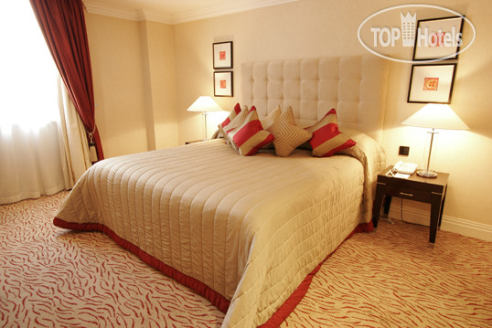 New photos from tourists Westbury Mayfair 5*