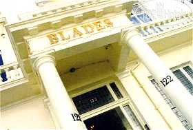 Hotel photo Blades 2*