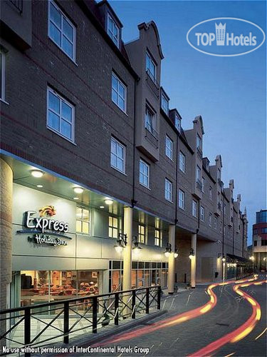 Hotelier's photos Holiday Inn Express London Hammersmith 3*