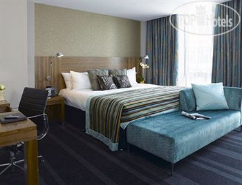 New photos from tourists Apex London Wall 4*
