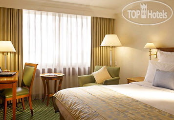 New photos from tourists Renaissance London Heathrow 4*