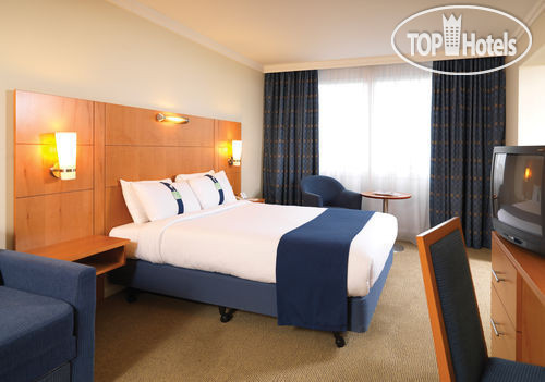 Hotelier's photos Holiday Inn London-Heathrow M4,jct.4 4*