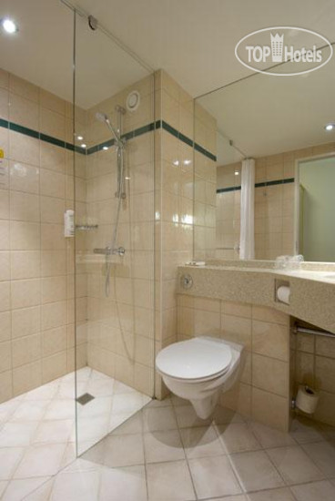 New photos from tourists Travelodge Glasgow Airport 2*