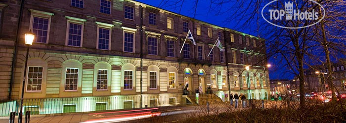 Hotelier's photos Holiday Inn Express Edinburgh City Centre 3*