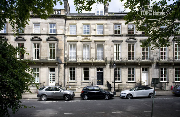 Hotel photo 10 Clarendon Crescent 4*
