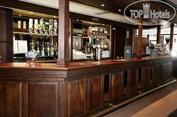 New photos from tourists Legacy Cardiff International 3*