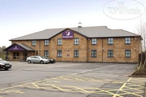 Hotelier's photos Premier Inn Llanelli Central West 3*