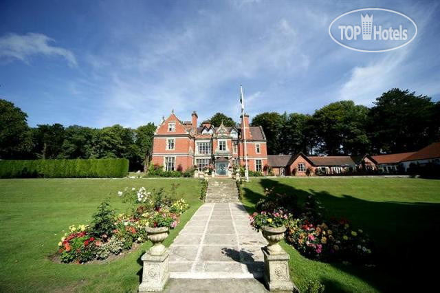 Hotelier's photos Coed-Y-Mwstwr 4*