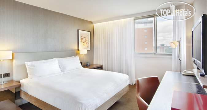 New photos from tourists Hilton Leeds City 4*