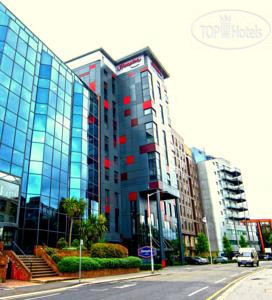 Hotelier's photos Hampton by Hilton London Croydon 3*