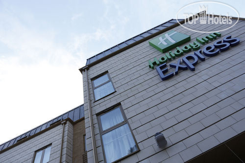 Hotelier's photos Holiday Inn Express Windsor 3*