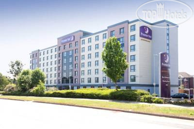 Hotelier's photos Premier Inn London Gatwick Airport Manor Royal 3*
