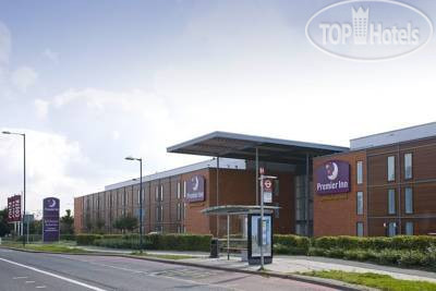 Hotelier's photos Premier Inn Heathrow Airport - Bath Road 3*
