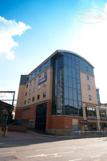 Hotelier's photos Travelodge Leeds Central 3*