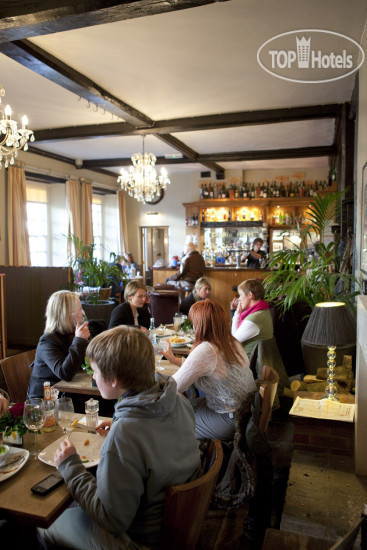 Hotelier's photos The George Hotel 3*