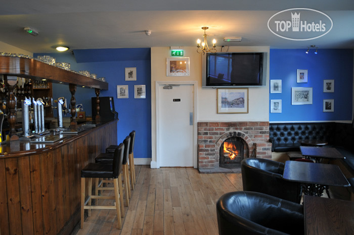 New photos from tourists Royal George Hotel
