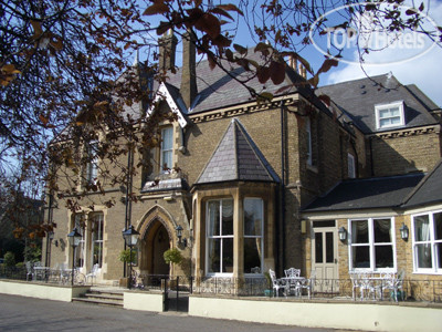 Hotelier's photos Cotswold Lodge 4*