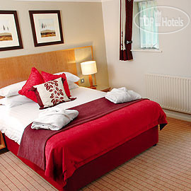 New photos from tourists Oxford Thames Four Pillars 4*