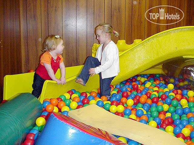 Фотографии отельера Sparkles Family and Celebration Theme Hotel 4*