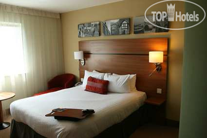 Hotelier's photos Holiday Inn Express Birmingham - Star City 3*