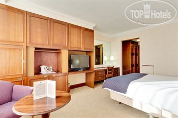 New photos from tourists Plough and Harrow 3*