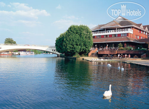 Hotel photo Crowne Plaza Reading 4*