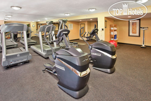 New photos from tourists Holiday Inn Lincoln-Downtown 4*