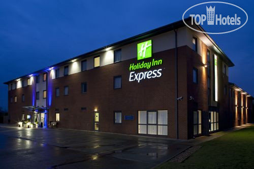 Hotelier's photos Holiday Inn Express Bedford 2*