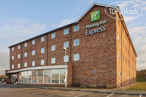 Hotelier's photos Holiday Inn Express Nuneaton 3*
