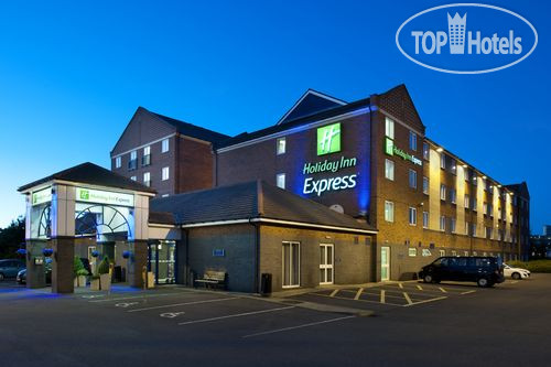 Hotelier's photos Holiday Inn Express Newcastle-Metro Centre 3*