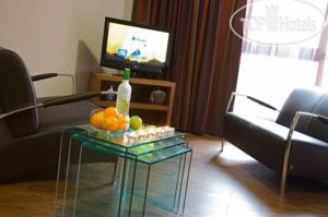 New photos from tourists Roomzzz Leeds City 4*
