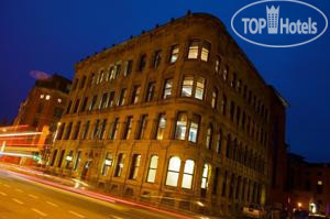 Hotelier's photos Roomzzz Manchester 4*