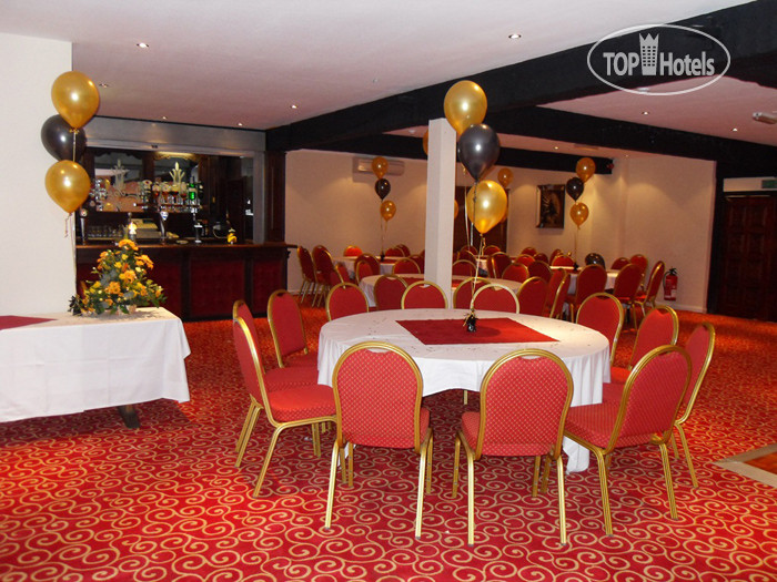 New photos from tourists Days Hotel Gatwick 3*