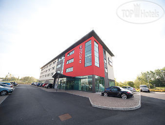 Hotelier's photos Ramada Encore Warrington 3*