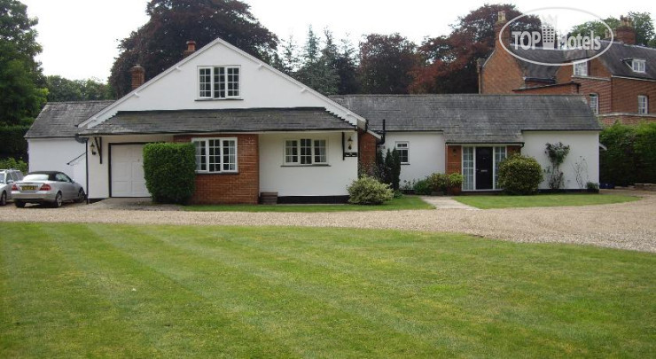 Hotelier's photos Coach House 2*