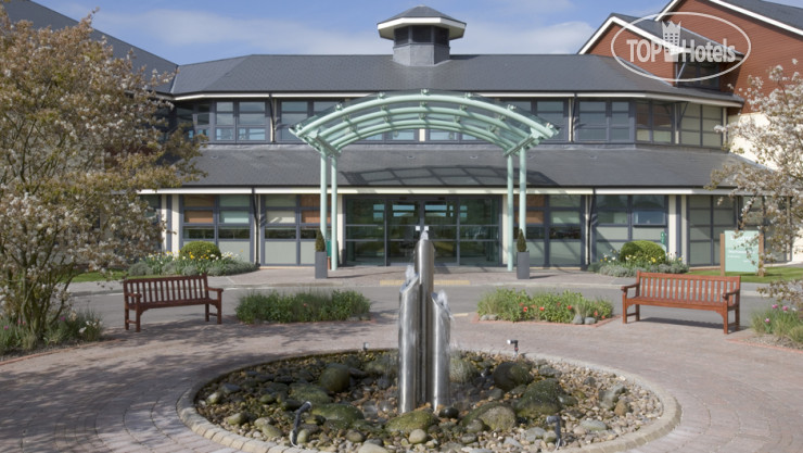 Hotelier's photos De Vere Venues Wychwood Park 3*