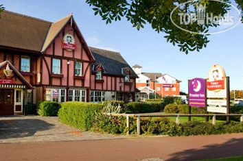 Hotelier's photos Premier Inn Middlesbrough Central South 3*
