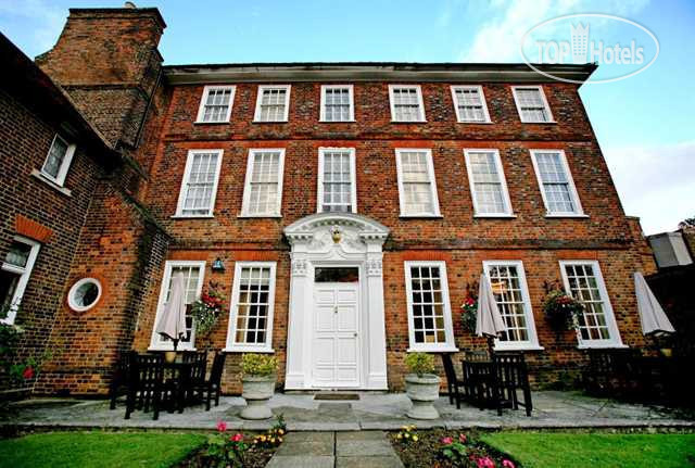 Hotelier's photos Harpenden House 4*
