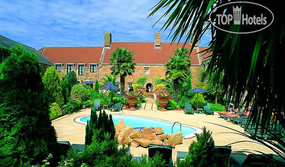 Hotelier's photos Greenhills Country Hotel 4*